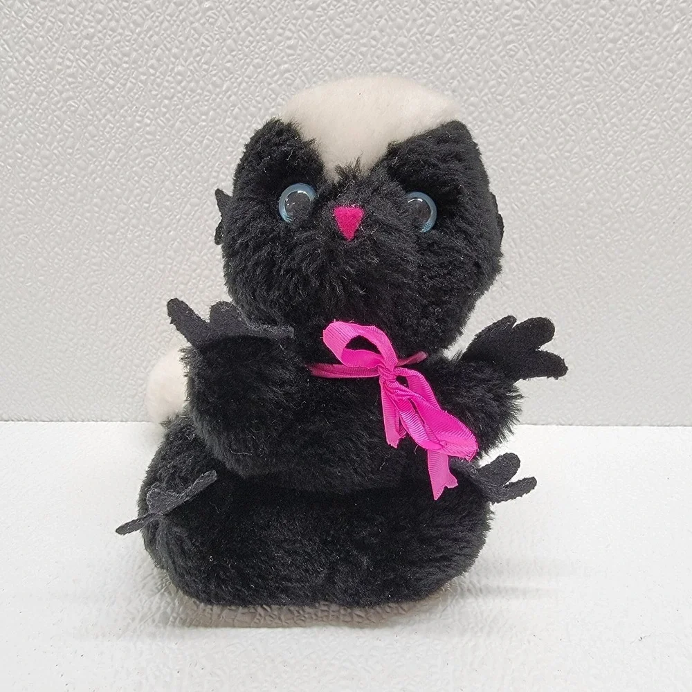 Vintage 1974 Dakin Skunk Plush Blue Eyes Pink Nose & Ribbon - Rare!
